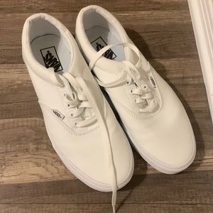 Worn once ~ Mens Vans white